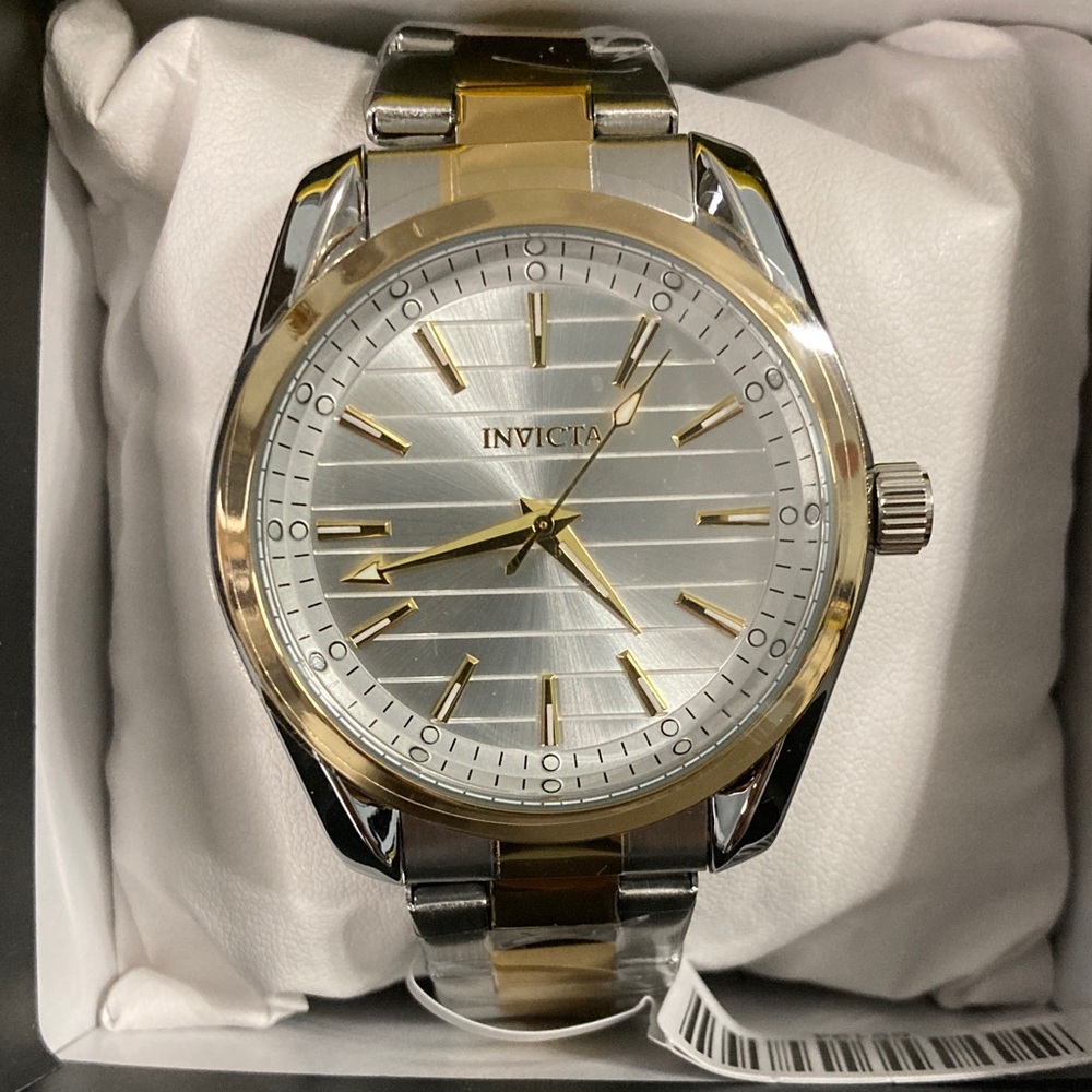 69194 - Invicta Celestial
Hollis Men's Watch - 42mm, Gold, Steel